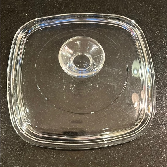 "White" - 1.5L / 1.5QT CorningWare Casserole with Glass Lid - Picture 8 of 9